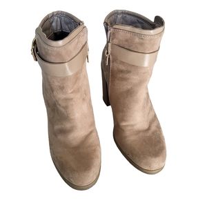 Shoe Dazzle Booties Size 5.5